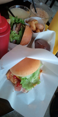 フレッシュネスバーガー