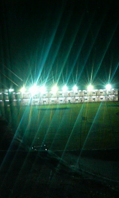 夜の…………