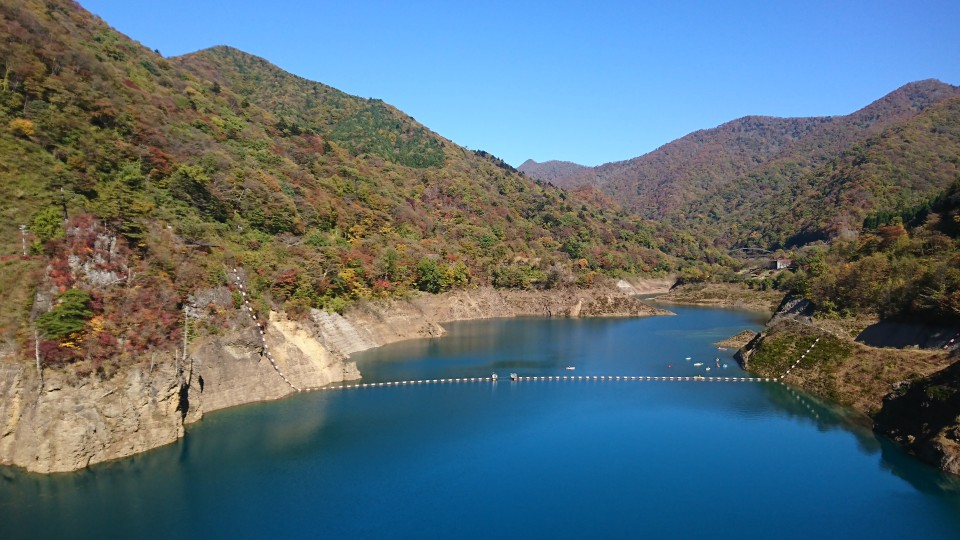 奥四万湖‼