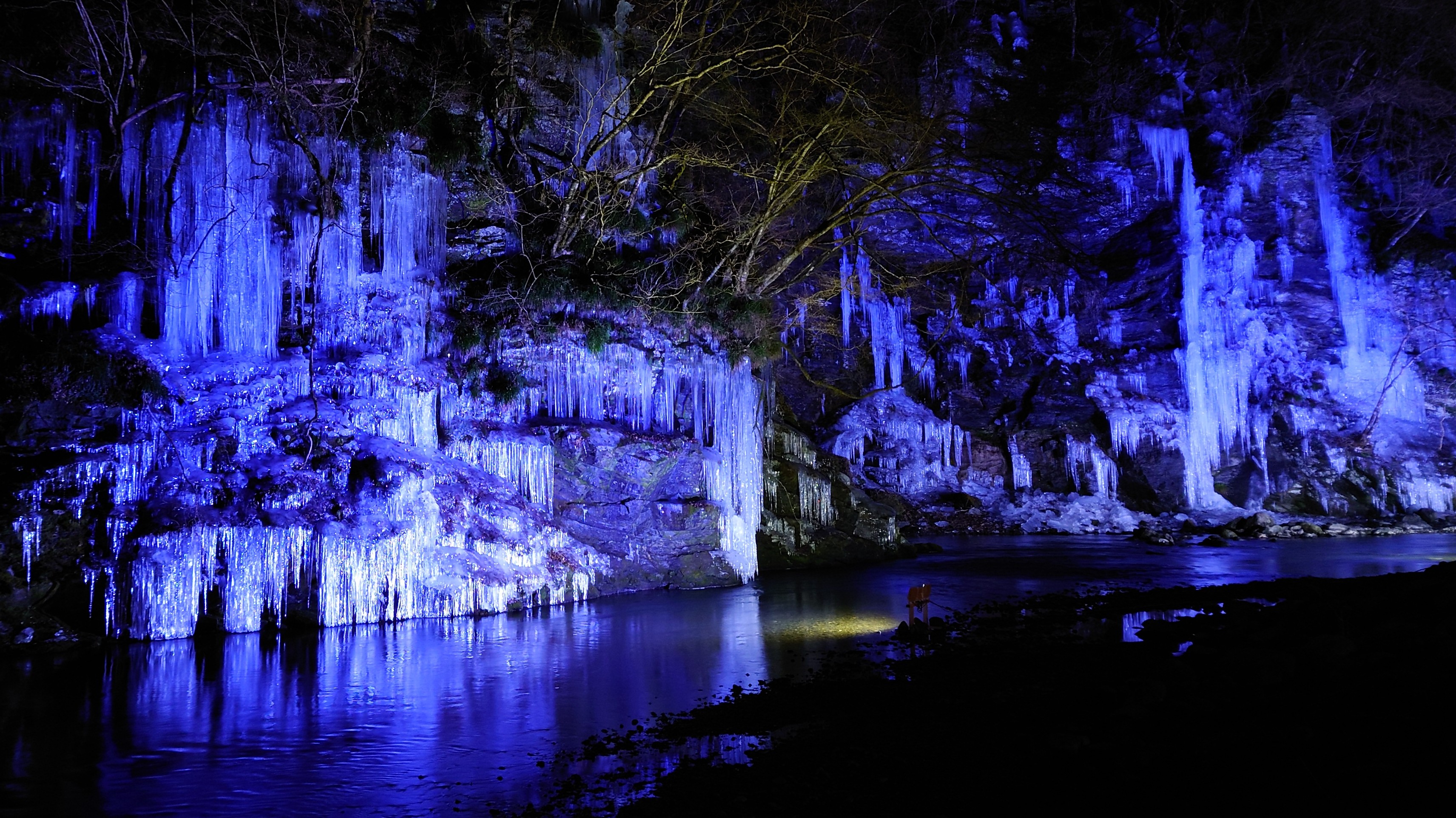 氷柱…