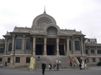 立派な建物