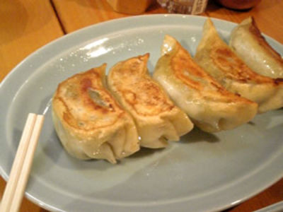 餃子も旨い
