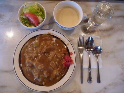 懐かしい味　”ポンチ”でカレー