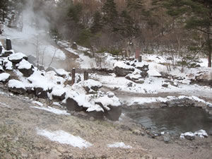 寒い冬の草津温泉