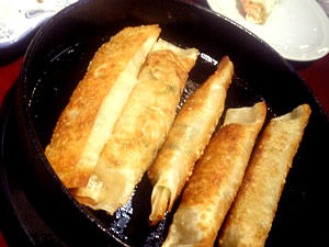 お昼は中華です