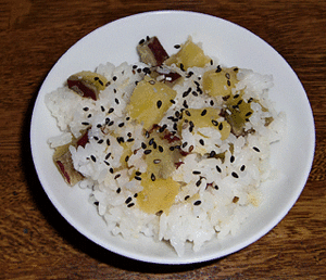 お芋ご飯